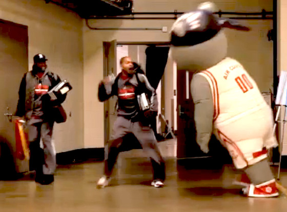 Rocket Mascot Scares Rockets Players Rocket Mascot Scares Rockets Players